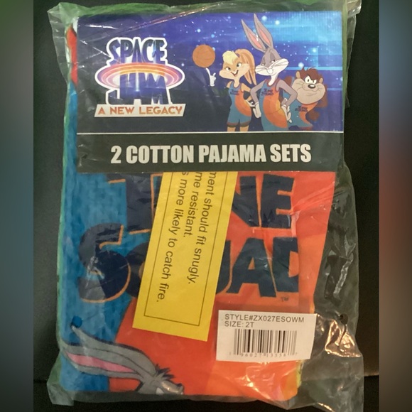 LOONEY TUNES SPACE JAM PJ SET - Picture 3 of 3